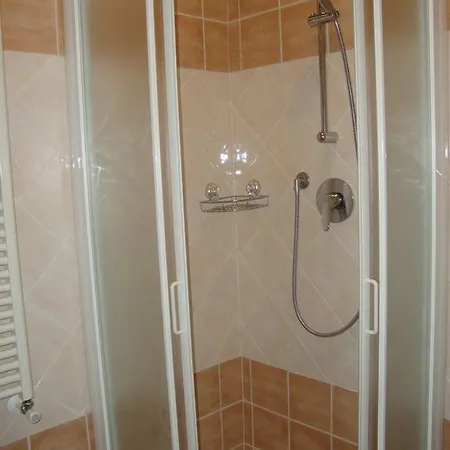 Marina Apartman Marina di Carrara